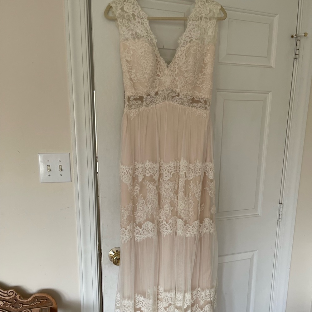 Mia Solano Wedding Dress - Never worn